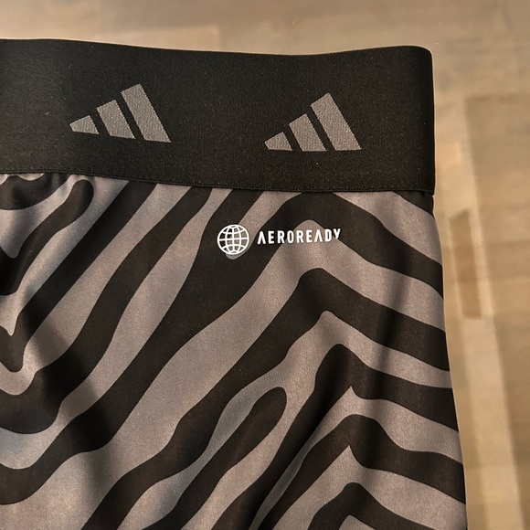 2 PC SET! Adidas Training Hyperglam Zebra Print Yoga Outfit - Picture 4 of 5